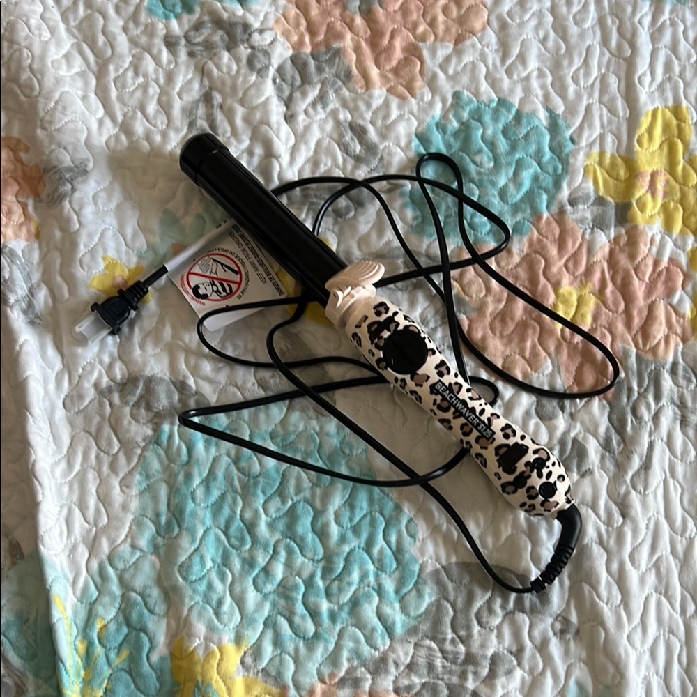 Leopard Print Curling Wand